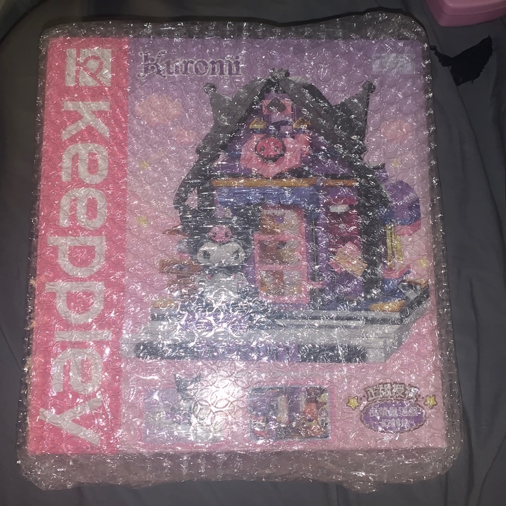 UNOPENED Kuromi Lego Set